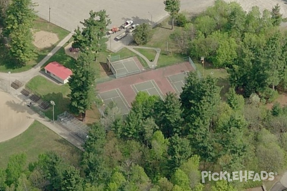 Photo of Pickleball at Alexander Grove Park